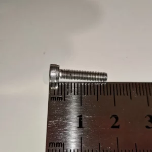 Tornillo M3×16 cabeza cilíndrica hexagonal